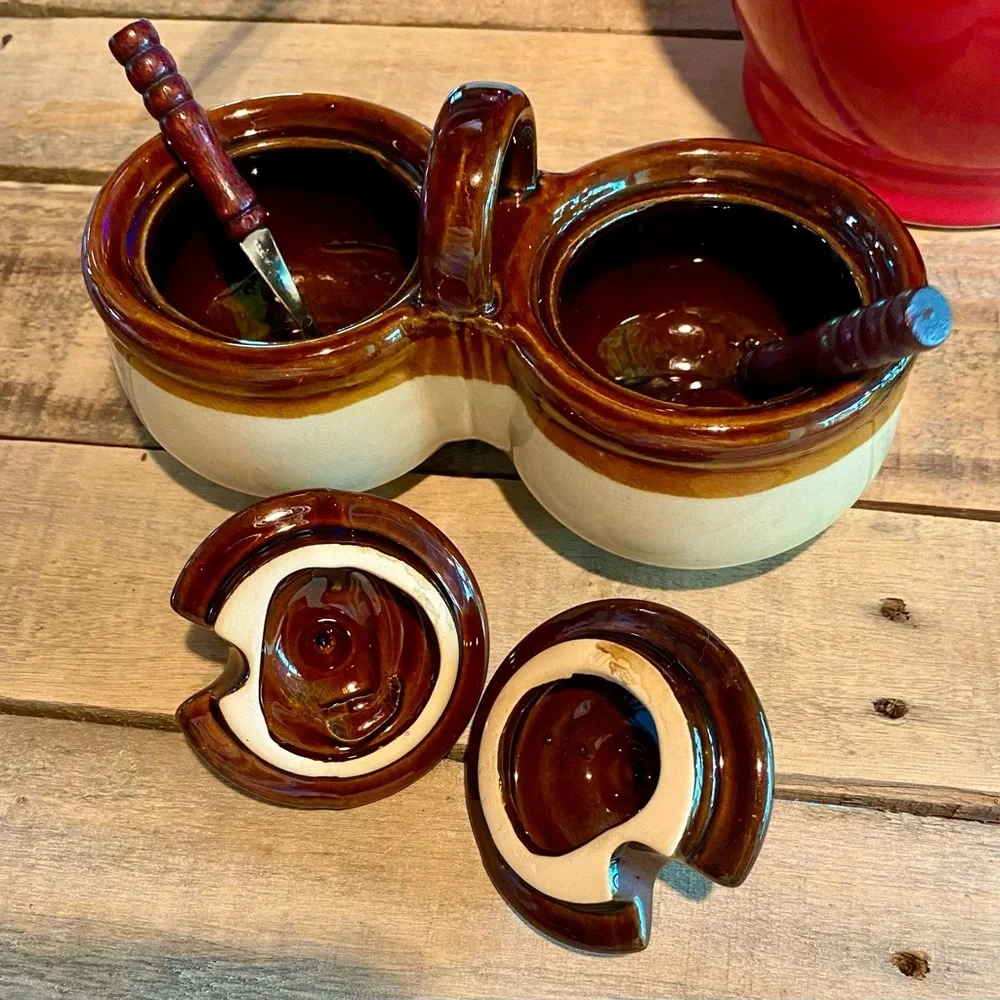 🔥Brown Drip Condiment Double Bowl with Lids & Spoons🔥